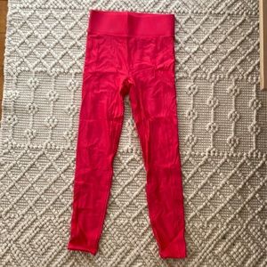 *NWOT* All Access ❤️‍🔥 Center Stage Leggings